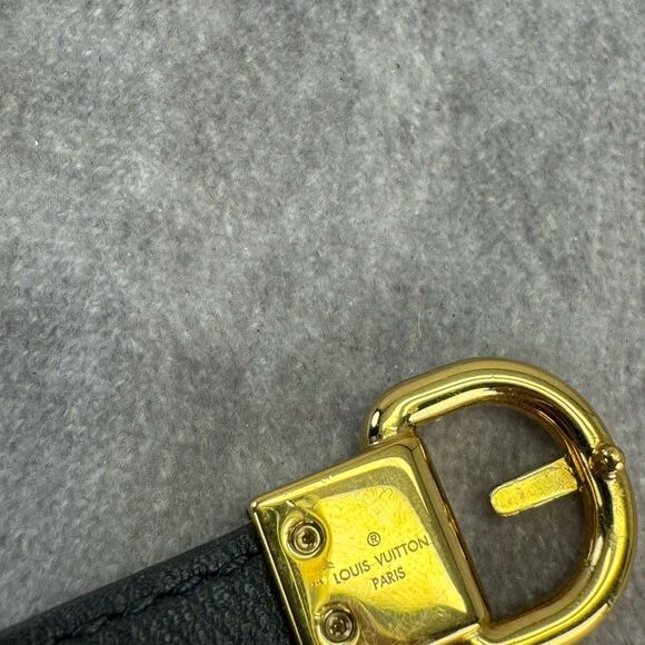 Louis Vuitton Fasten Your LV Monogram Bracelet - Picture 13 of 15